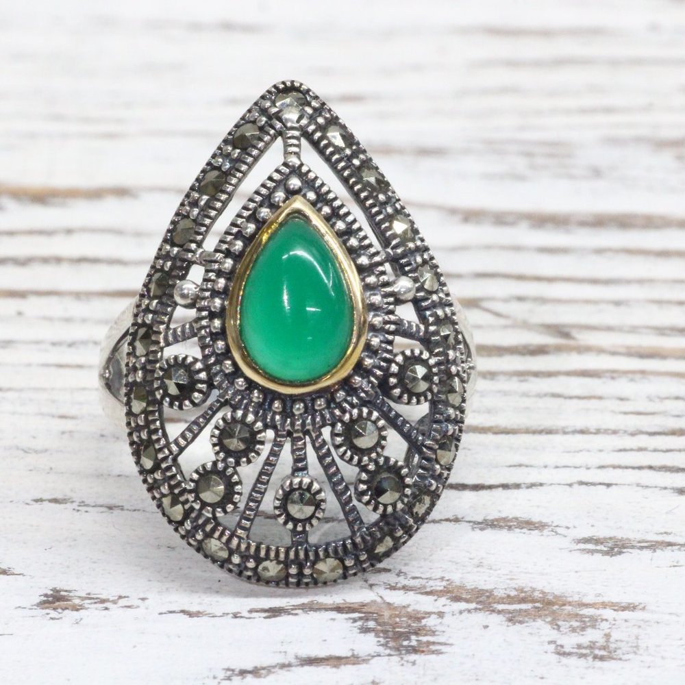 Sterling Silver & 14k Gold Chrysoprase and Marcasite Pear Shaped Ring Size 8.25